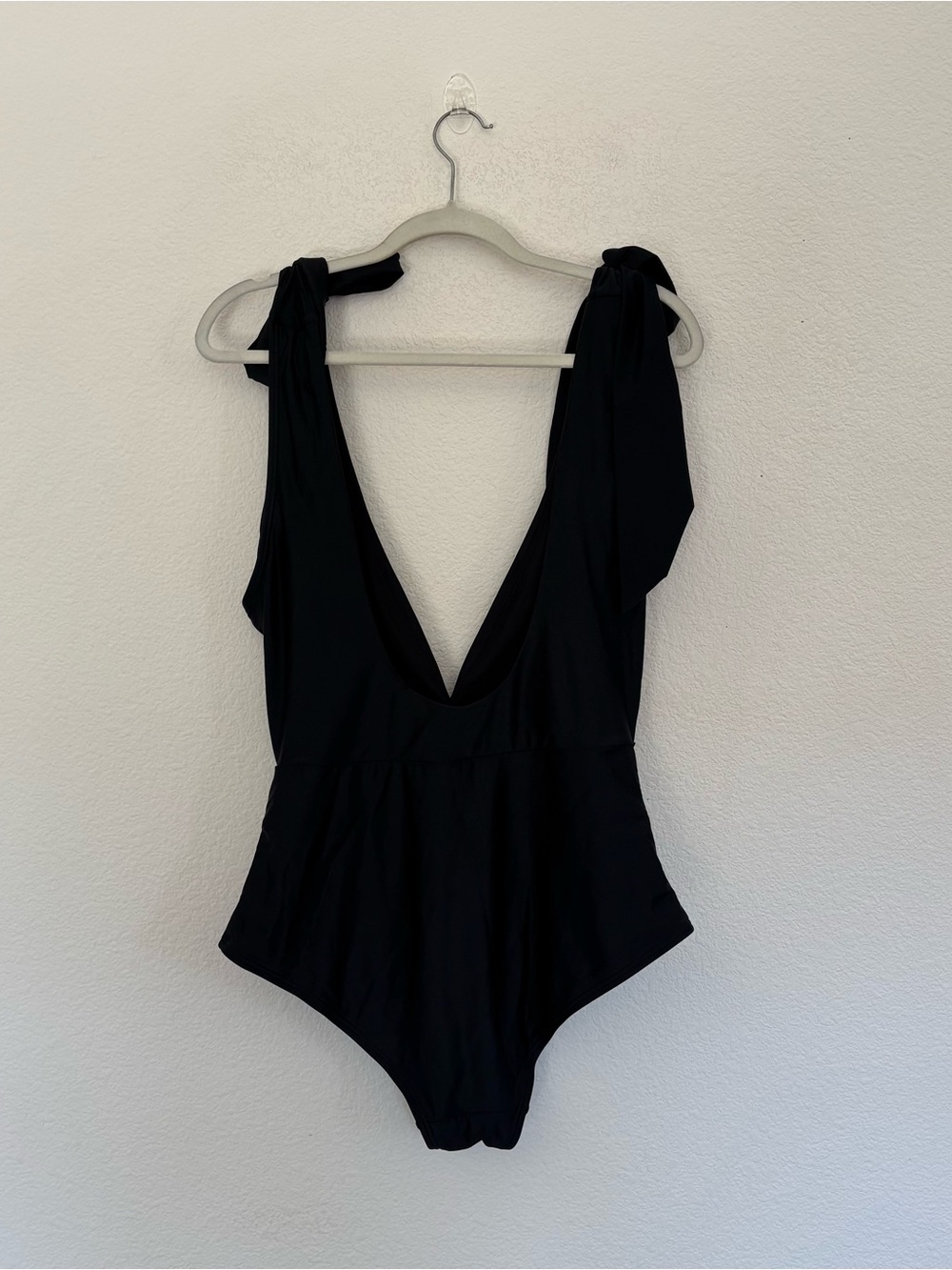 Unique Vintage Black Plunge One Piece Swimsuit NWT - Picture 7 of 10